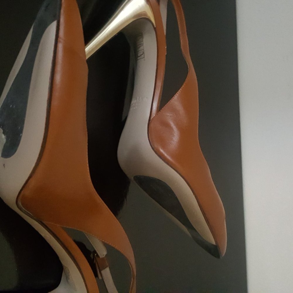 shoes - Picture 5 of 5